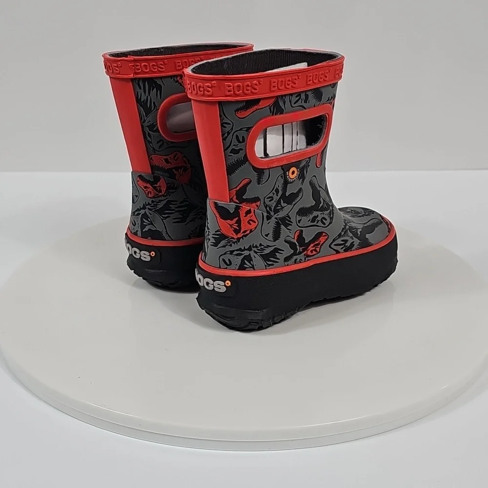 NIB Bogs Kids Skipper Cool Dino Rain Boots Size 5 Red Gray Waterproof Outdoor